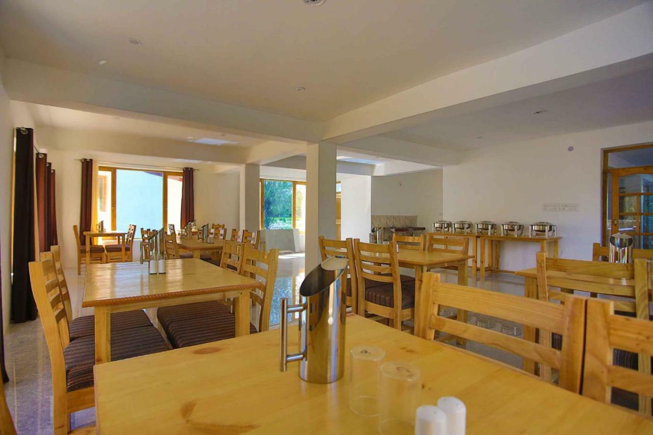 Отель Hunder Residency Лех Экстерьер фото